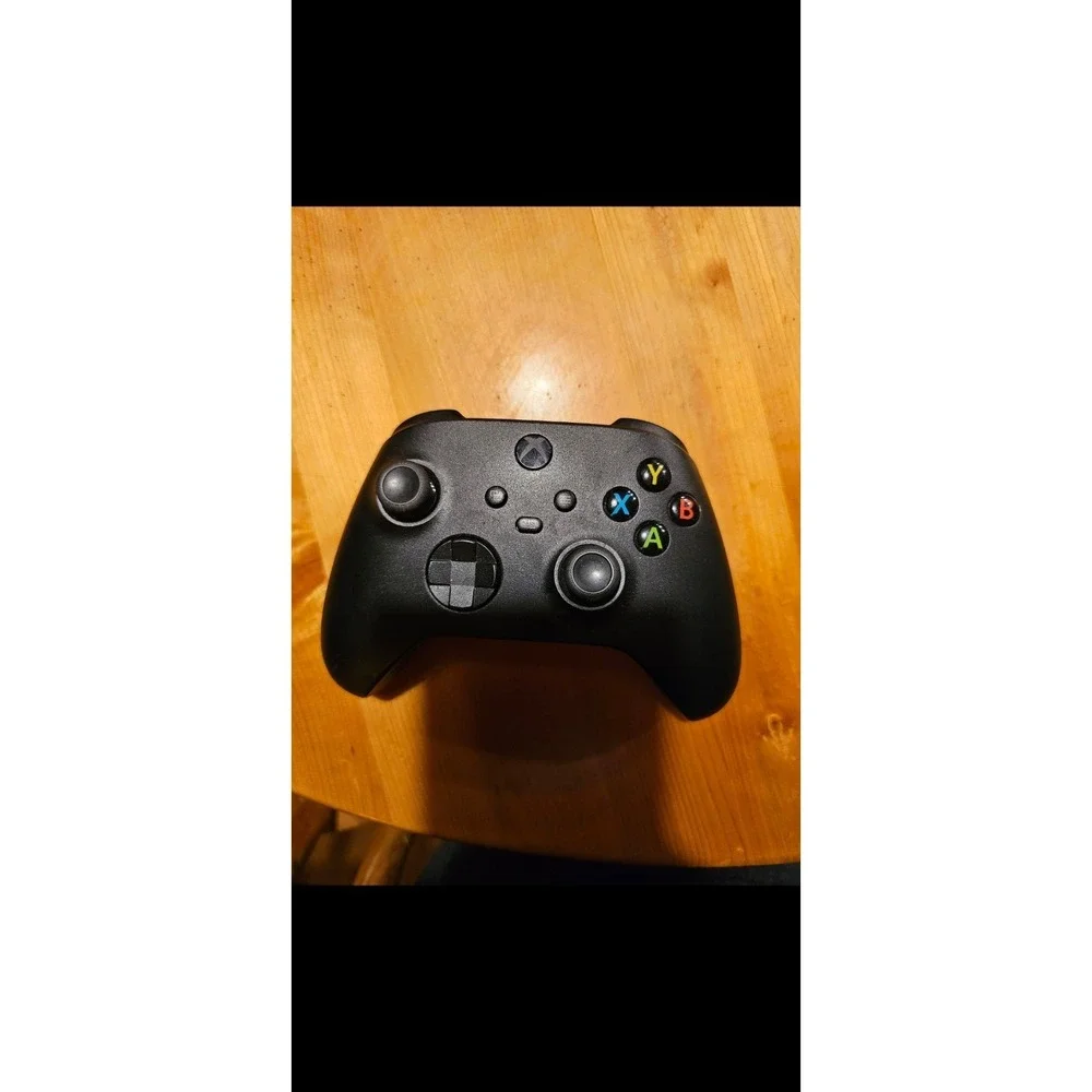 Official Microsoft Xbox One Wireless Black Controller! Works Great! Authentic!